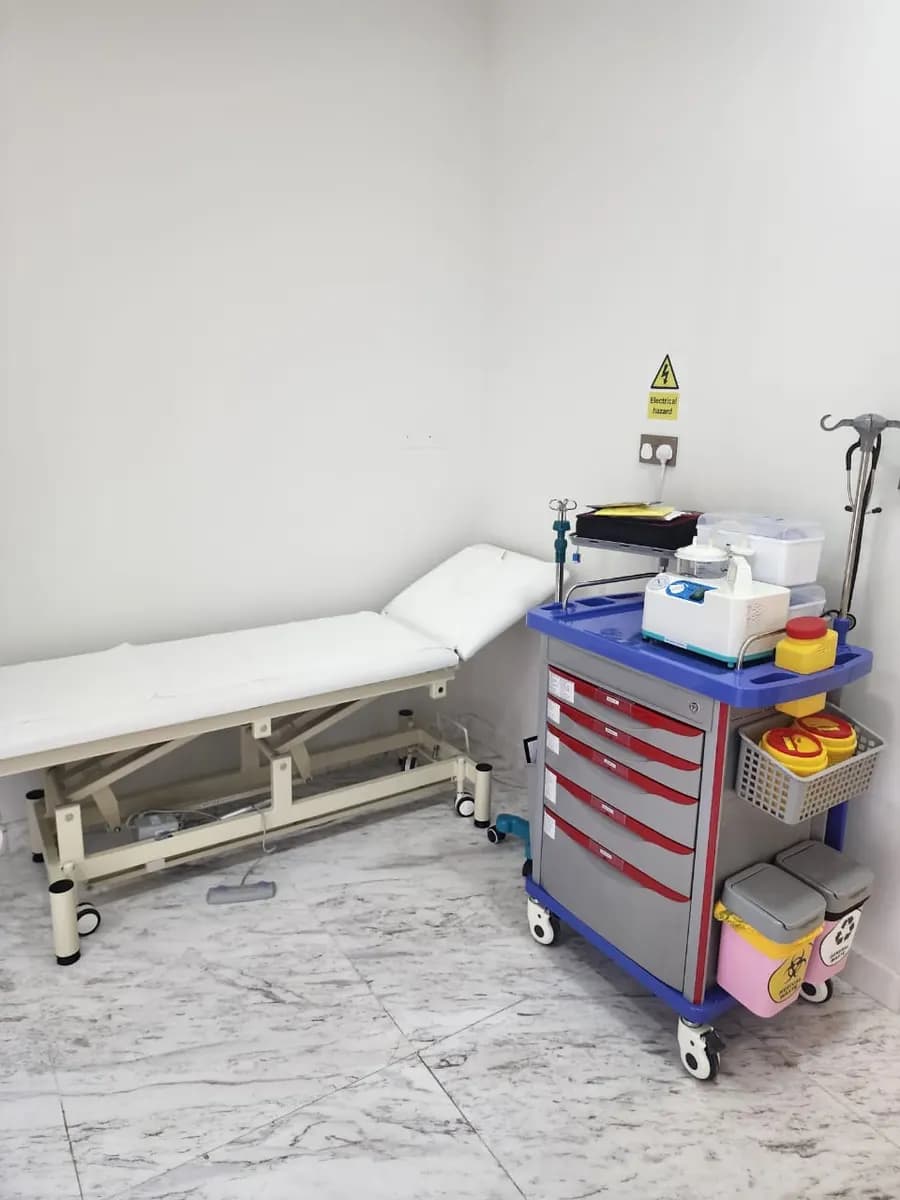 Royal First Dermatology Medical Center — صورة 7