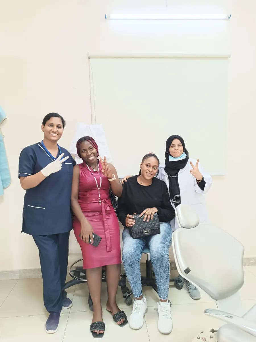 Dazzling Smile Dental Clinic — صورة 7
