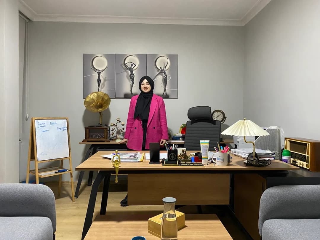 Uzman Klinik Psikolog Sena Ceren Parmaksız — Mental Health & Psychology in Istanbul