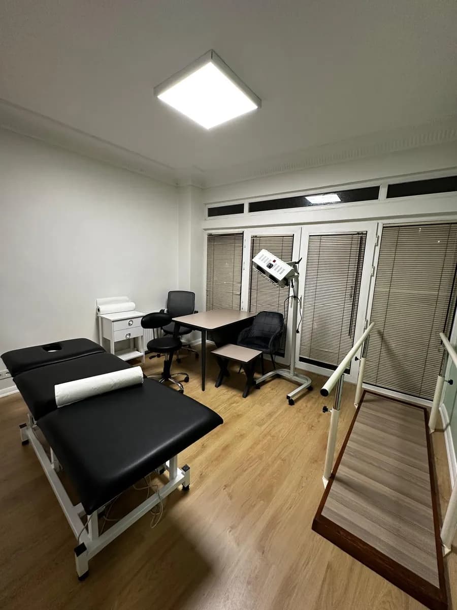 Mecidiyeköy Fizyoterapist Mehmet Akif Öztürk Kliniği — Physiotherapy & Rehabilitation in Istanbul