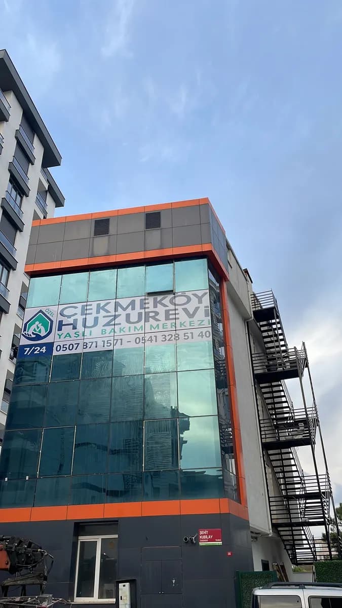Özel Çekmeköy Huzurevi