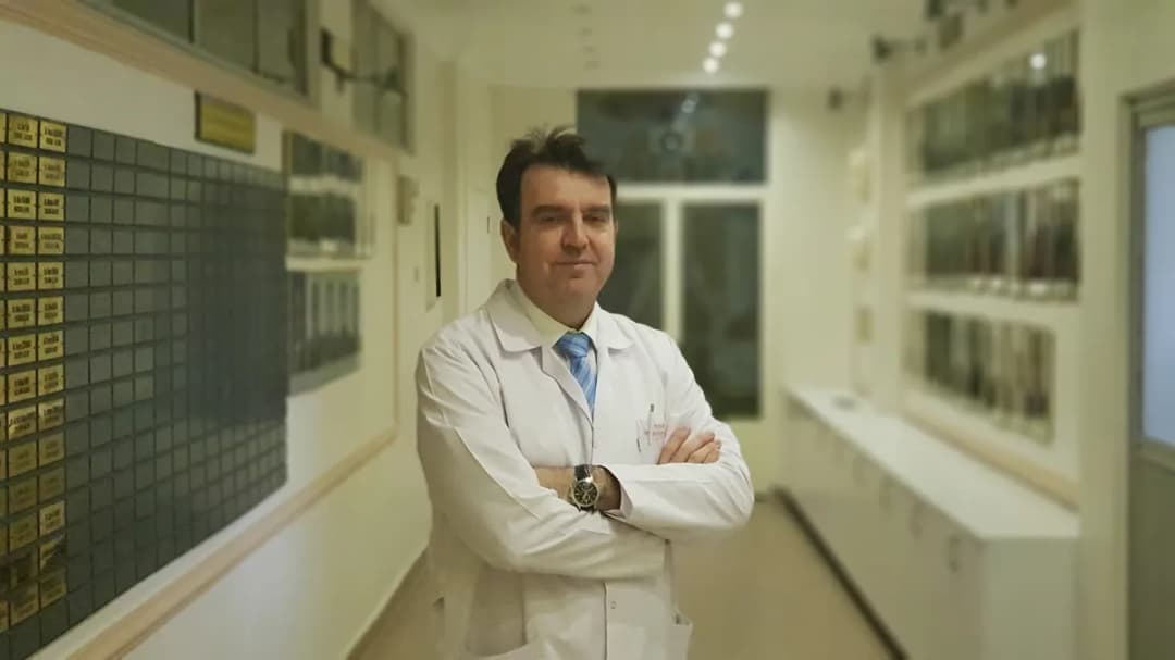 Prof. Dr. Cengiz Şen — Orthopedics & Sports Medicine in Istanbul