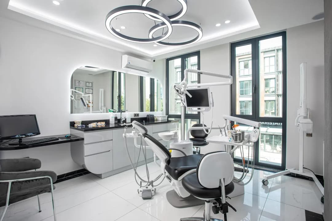 Dentspace Ağız ve Diş Sağlığı Poliklinik IKüçükçekmece Dişçi |küçükçekmece diş kliniği — Dental Clinics in Istanbul