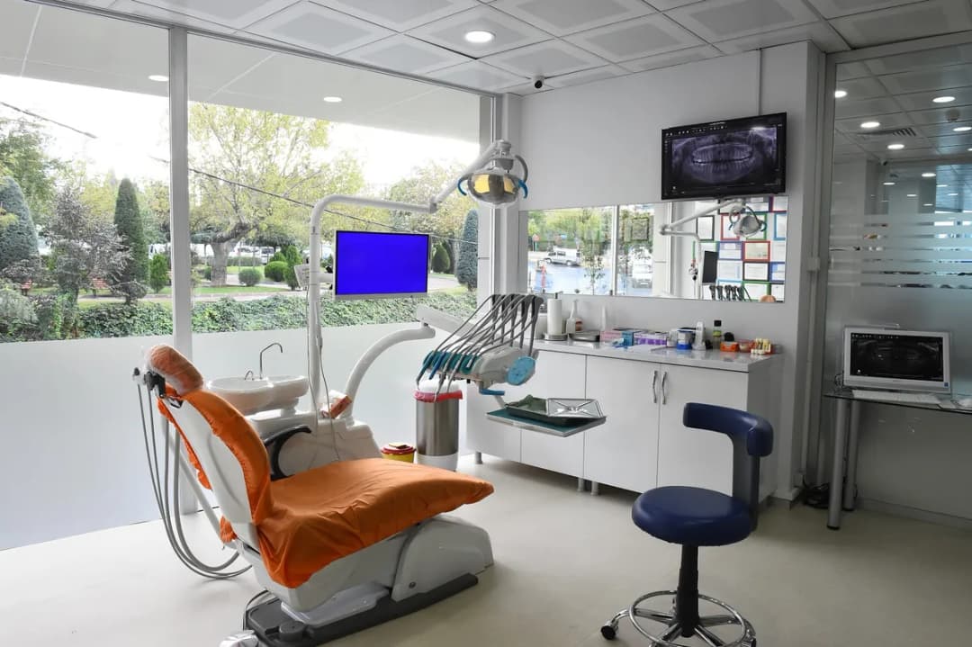 Okutan Diş Kliniği - Küçükçekmece, Halkalı | Okutan Dental
