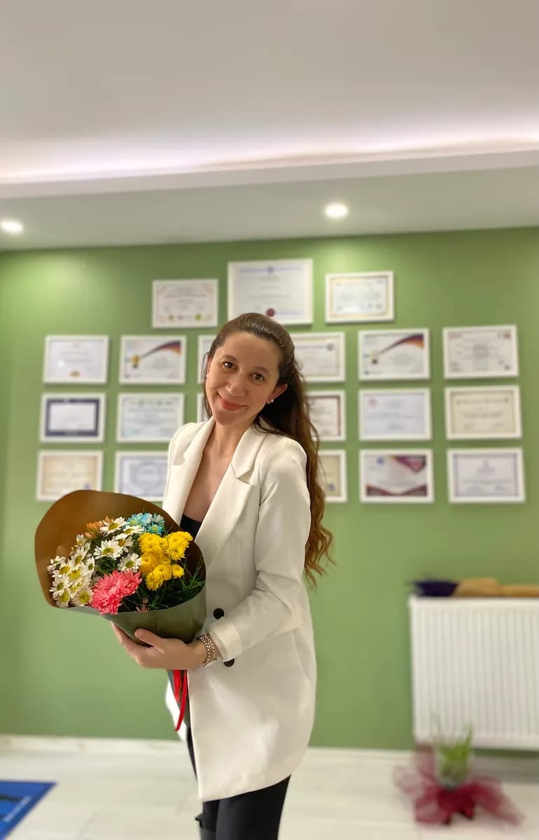 Diyetisyen Sermin Genç Akbulat — Nutrition & Dietetics in Istanbul