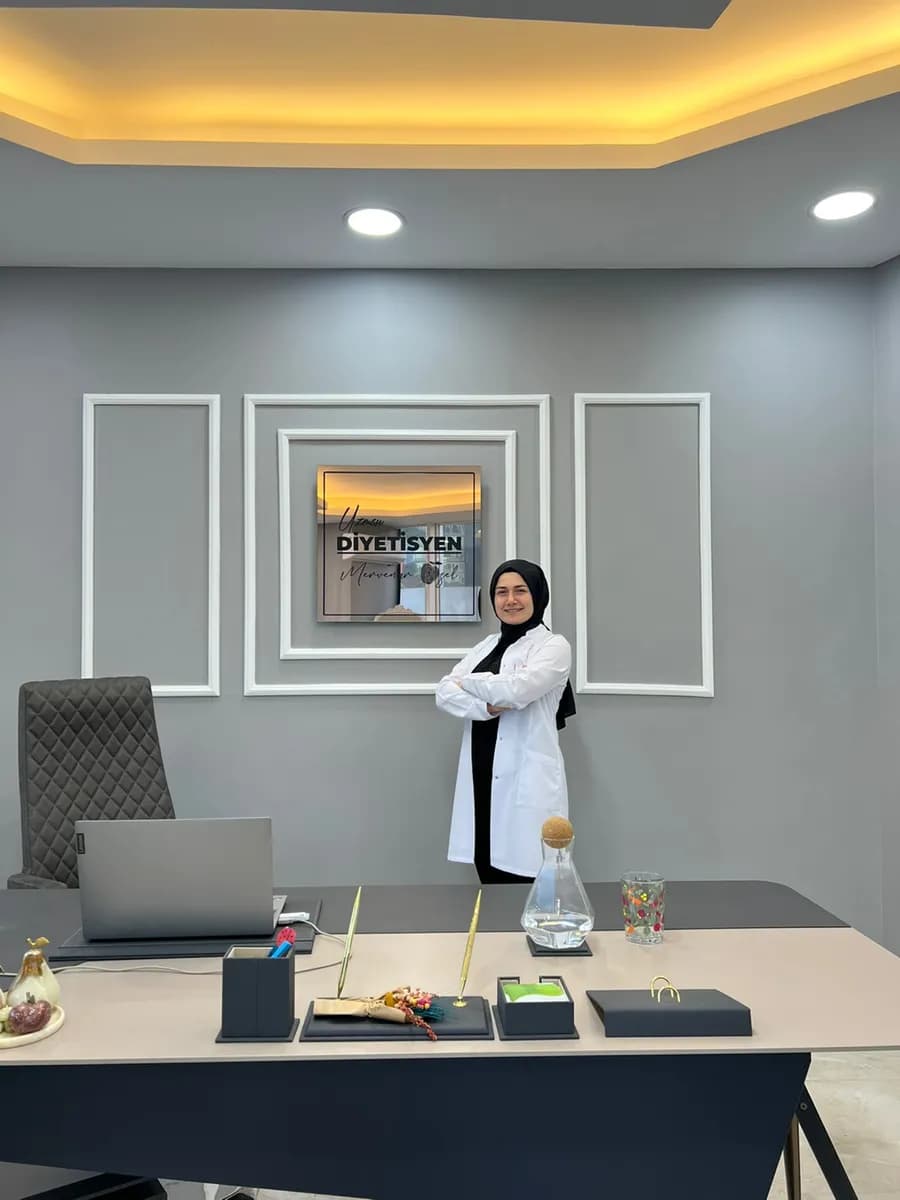 Diyetisyen Mervenur Özel Beslenme ve Diyet Danışmanlığı — Nutrition & Dietetics in Istanbul