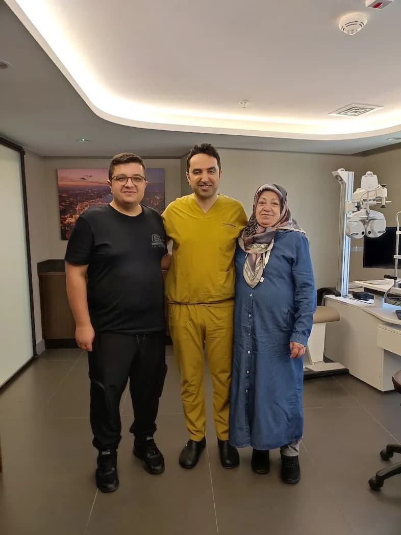 Op. Dr. İbrahim Yaşar — Eye Care & Ophthalmology in Istanbul