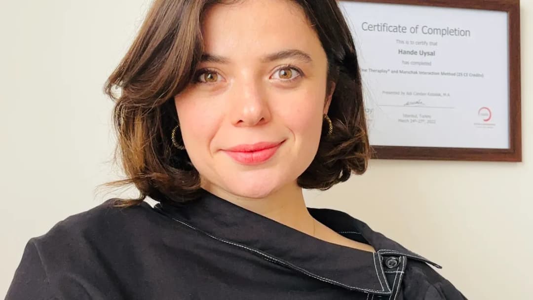 Uzm. Klinik psikolog Hande Uysal — Mental Health & Psychology in Istanbul