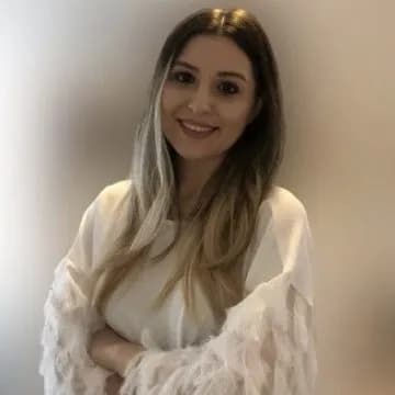 Dyt. Simay Yağcı Önen, Diyetisyen — Nutrition & Dietetics in Istanbul