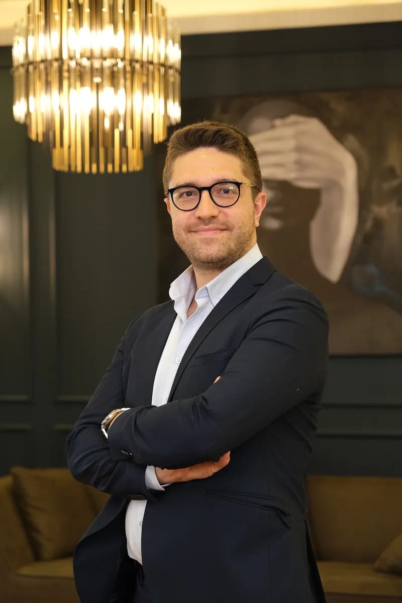 Plastic Surgeon in Istanbul, Turkey | Dr. Erman Ak | Facelift, Breast Augmentation, Neck Lift, Abdominoplasty, Liposuction — Cosmetic & Plastic Surgery in Istanbul