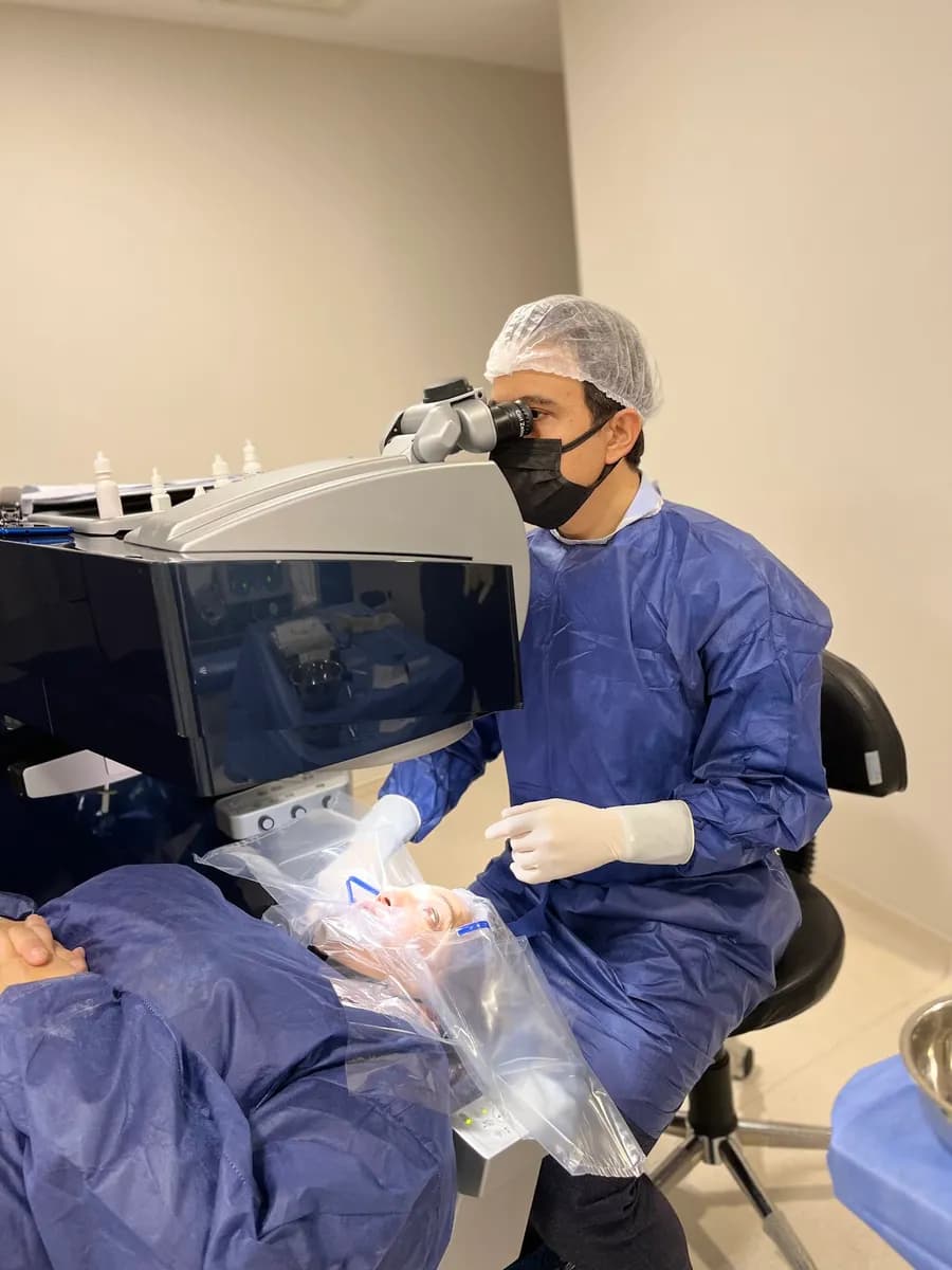 Yrd. Doç. Dr. Ökkeş Baz — Eye Care & Ophthalmology in Istanbul