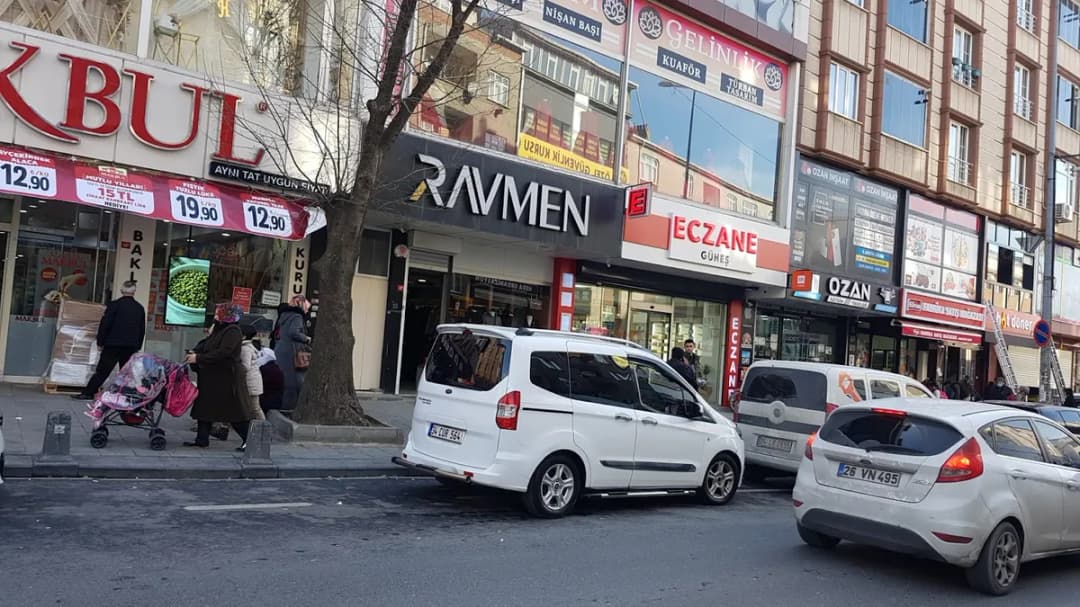 Güneş Eczanesi — Pharmacies in Istanbul