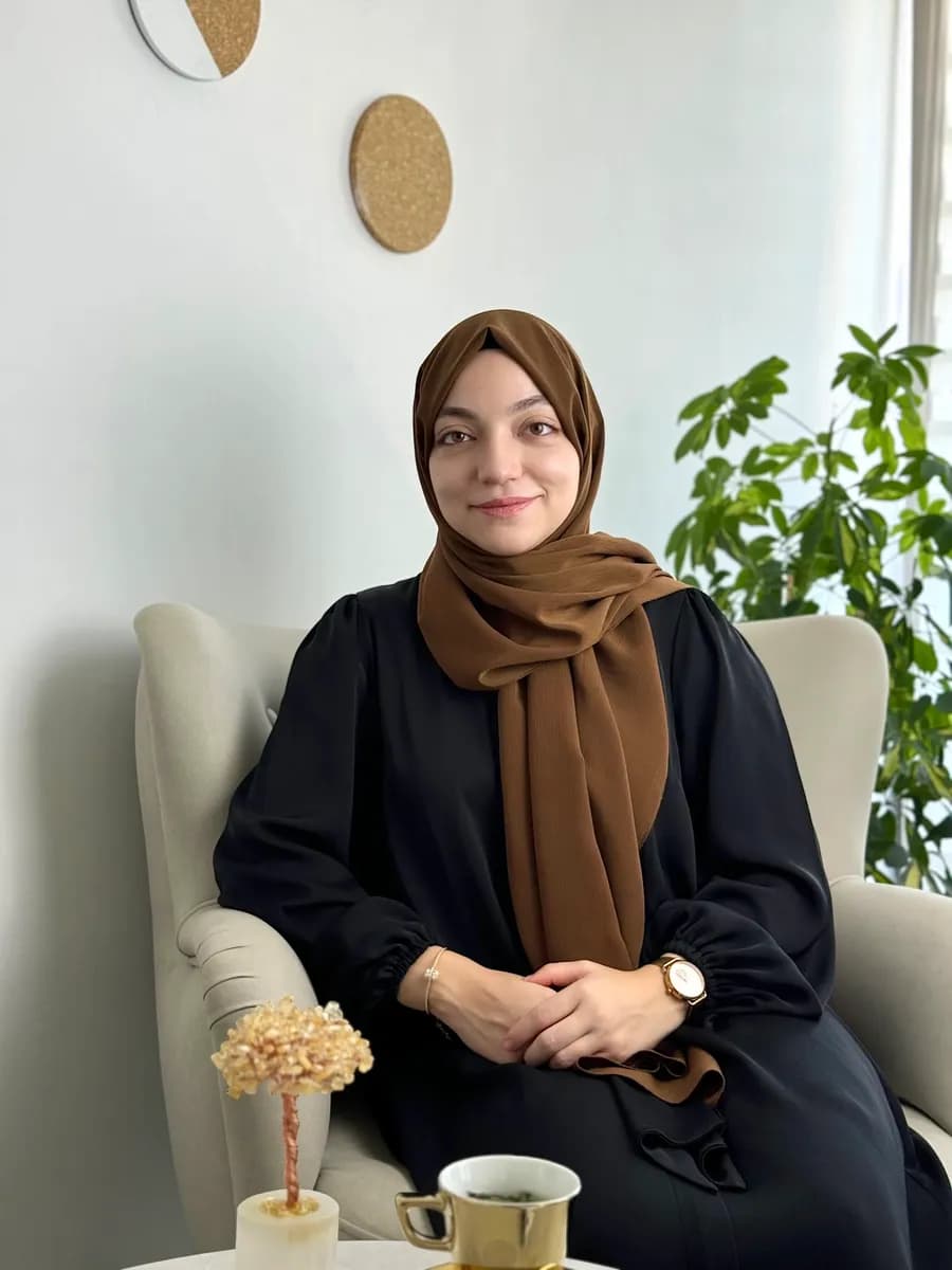 Diyetisyen Hayrunnisa Güzel — Nutrition & Dietetics in Istanbul