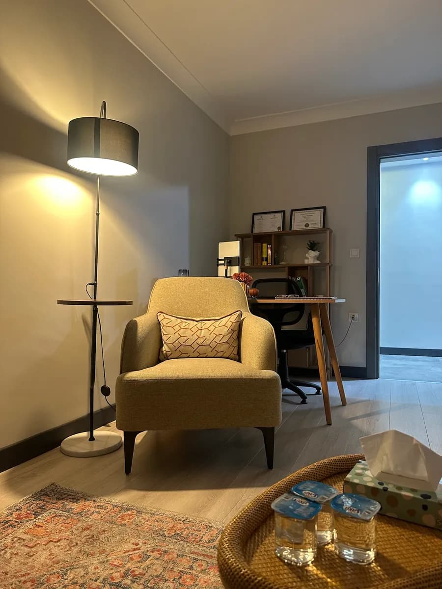 Klinik Psikolog Selin Turan Altıer — Mental Health & Psychology in Istanbul