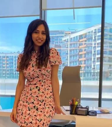 Klinik Psikolog Selenay Yücel — Mental Health & Psychology in Istanbul