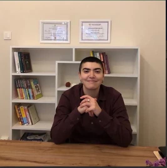 Psk. Zeynep Deniz Gül, Psikoloji — Mental Health & Psychology in Istanbul