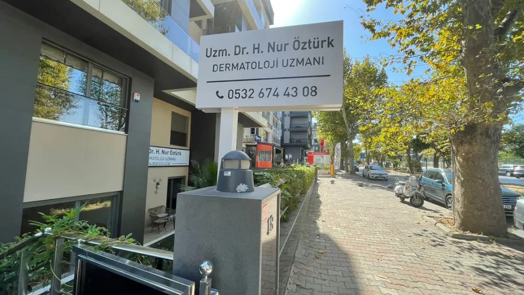 Uzm. Dr. H. Nur Öztürk Dermatoloji Uzmanı — Dermatology & Skin Care in Istanbul