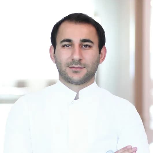 Uzm. Dr. Vugar Jafar, Nöroloji — Neurology & Brain Health in Istanbul