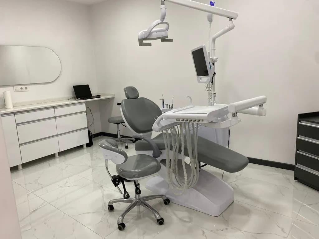 Monolit Ağız ve Diş Sağlığı Polikliniği — Dental Clinics in Istanbul