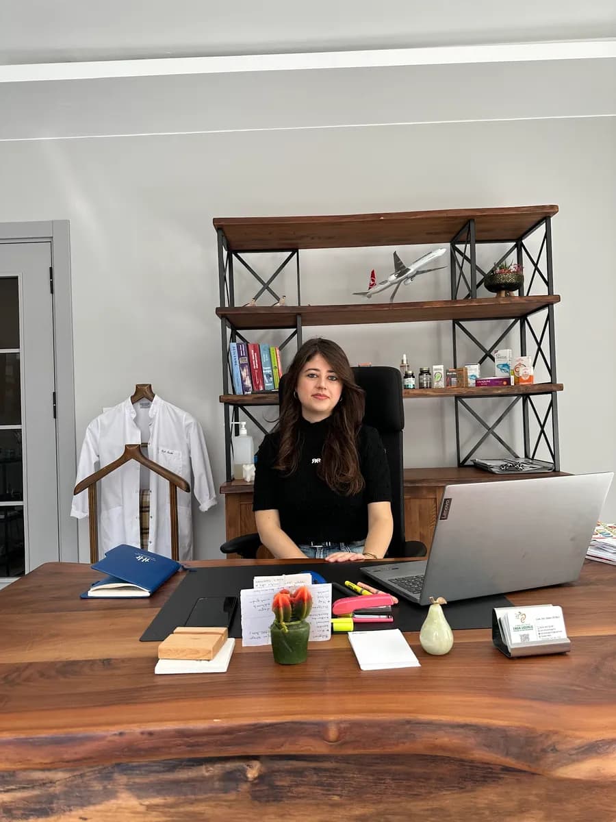 Uzman Diyetisyen Enda Uğurlu Beslenme ve Diyet Danışmanlığı — Nutrition & Dietetics in Istanbul