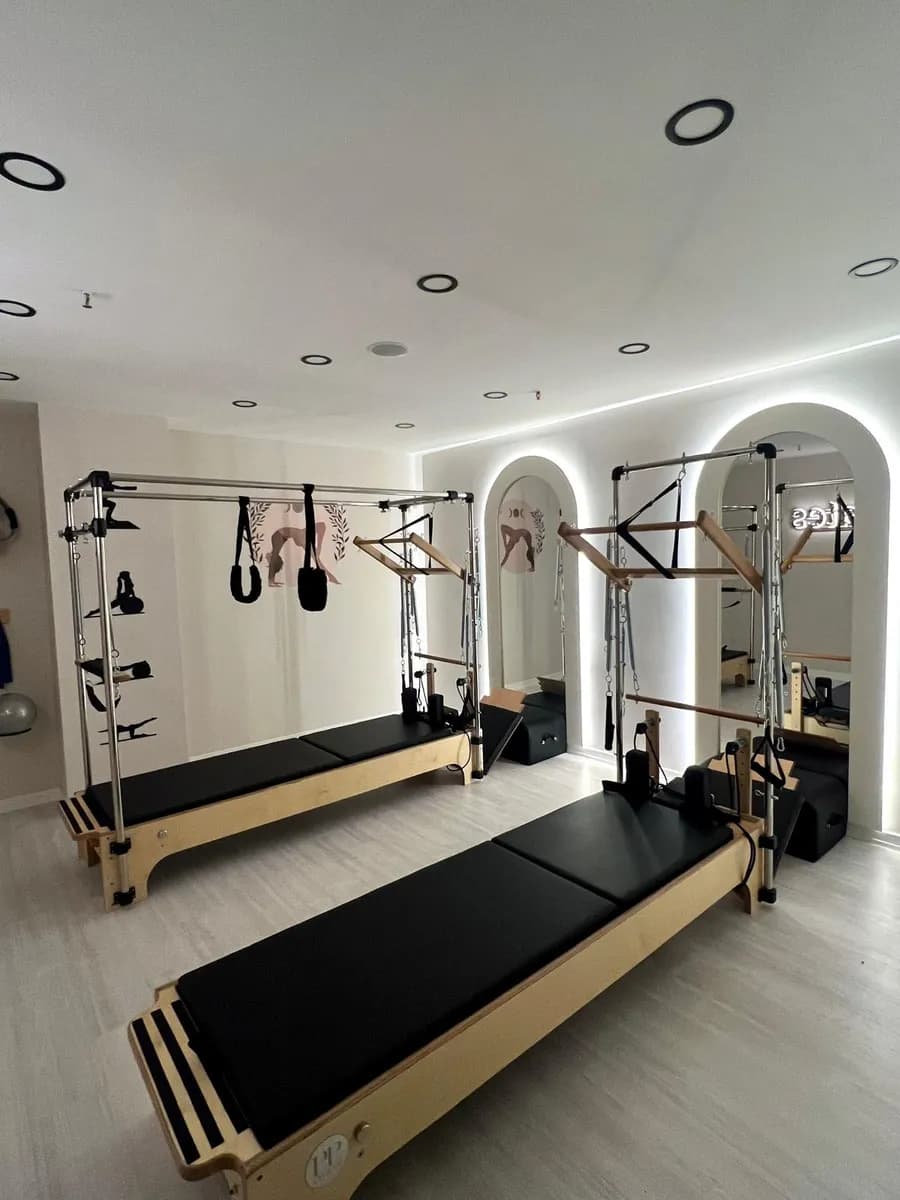 Lıvwell Sağlıklı Yaşam Merkezi — Physiotherapy & Rehabilitation in Istanbul