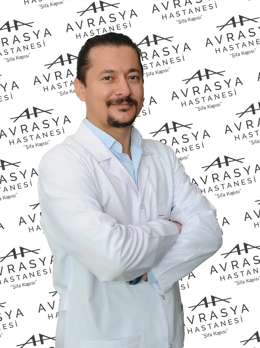 Ortopedi ve Travmatoloji Uzmanı - Op. Dr. Ahmet Küçük — Orthopedics & Sports Medicine in Istanbul