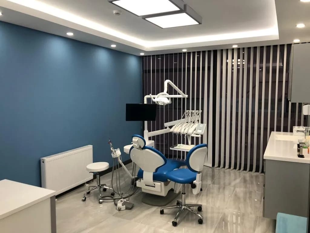 Dentaliva Altunizade Ağız ve Diş Sağlığı Polikliniği — Dental Clinics in Istanbul